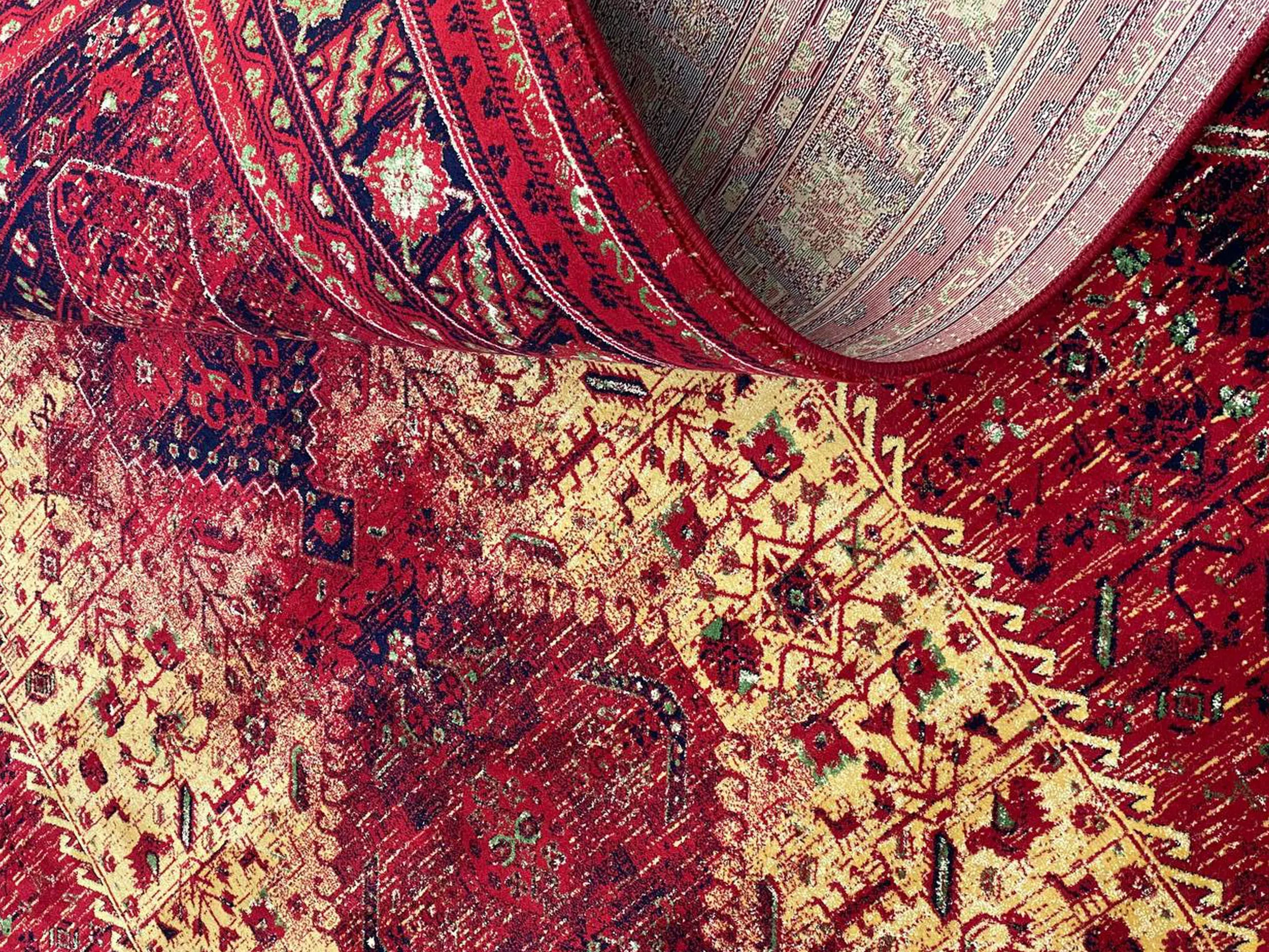 ست کردن فرش قرمز با مبل، پرده و سایر اجزای دکوراسیون 29 چند مدل فرش قرمز و معرفی چند مدل فرش قرمز جدید