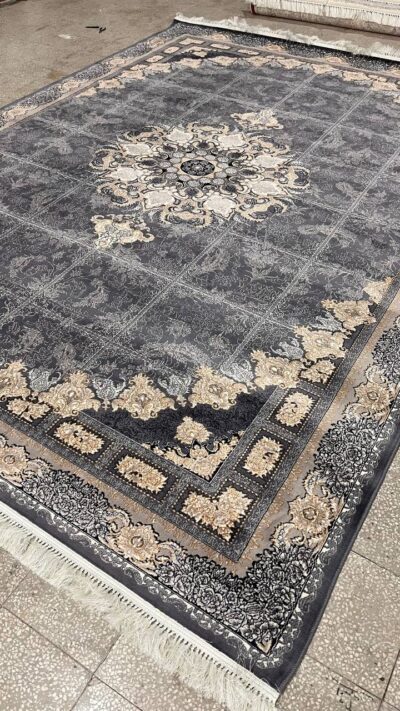 فرش 700 شانه طرح لیندا سربی