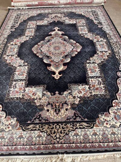 فرش 700 شانه طرح چشمه سرمه ای