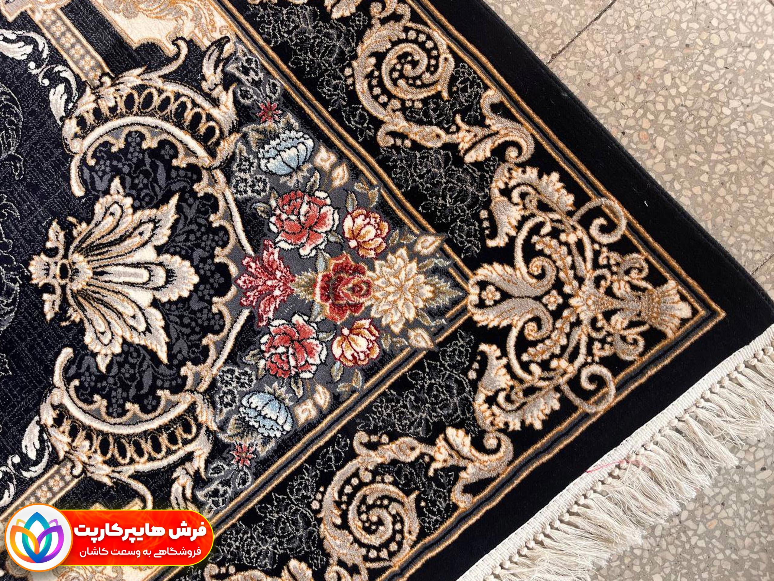 فرش طلاکوب یا رنگی؟ کدام یک انتخاب مناسبتری است؟ 2 فرش طلاکوب چیست و چرا اینقدر لوکس به نظر میرسد